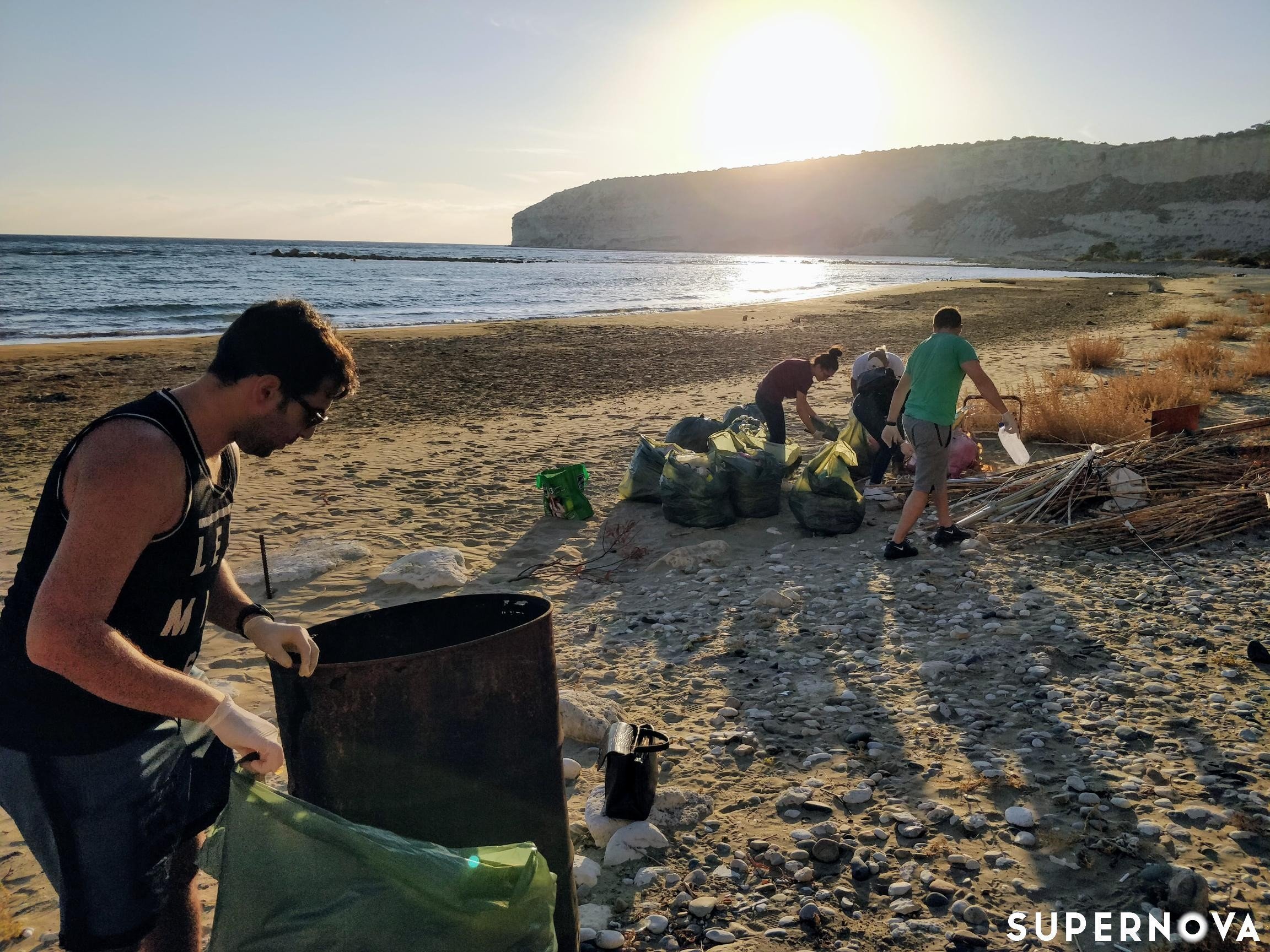 zapalo-bay-limassol-beach-clean-up-supernova-consulting-cyprus