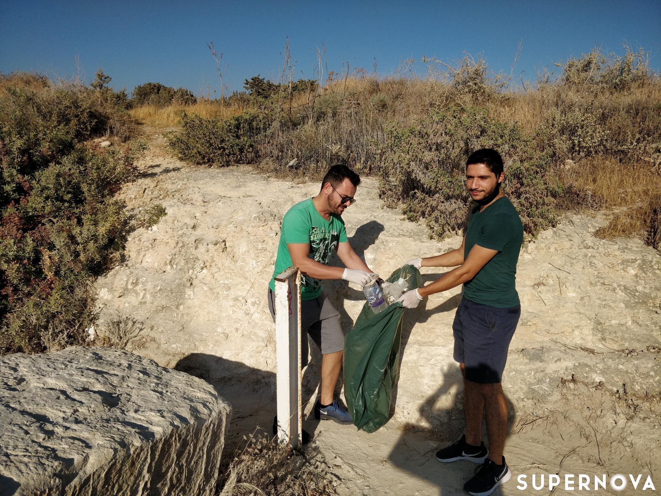 zapalo-bay-limassol-beach-clean-up-supernova-consulting-cyprus